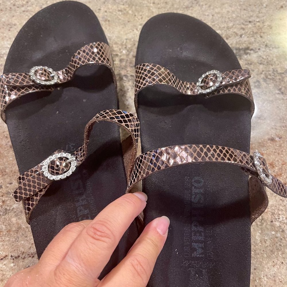 EUC - Mephisto Idelya Banded Rhinestone Buckle Two Strap Women’s brown Sandals